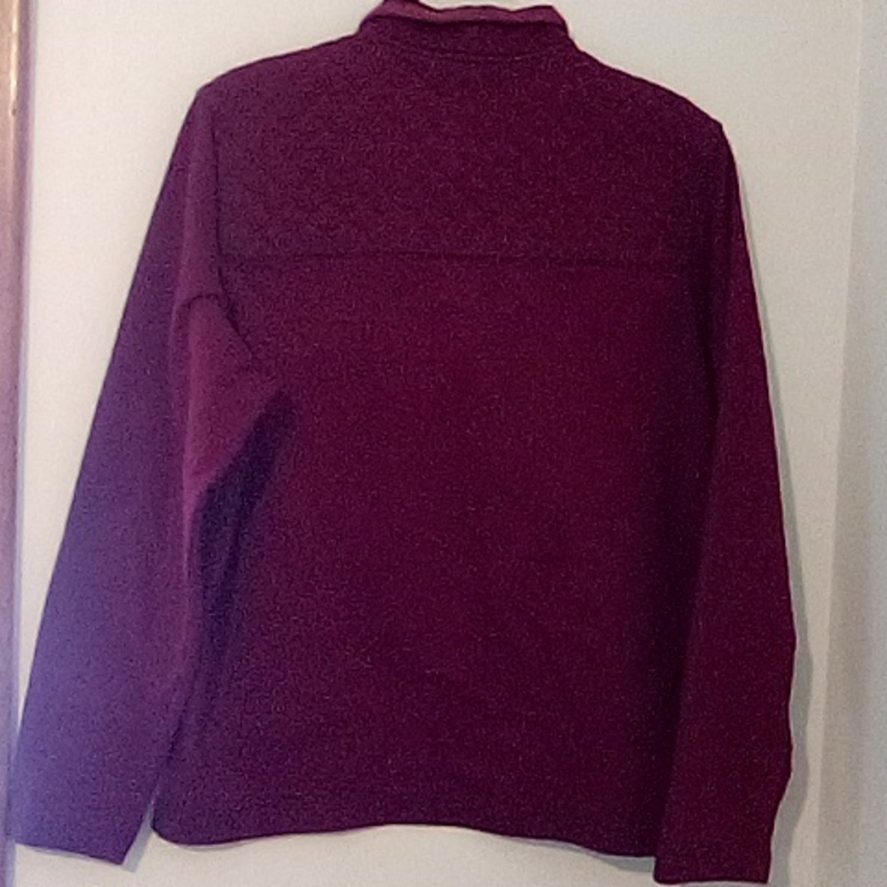 GH Bass Pullover Top Sz. M - Picture 3 of 3